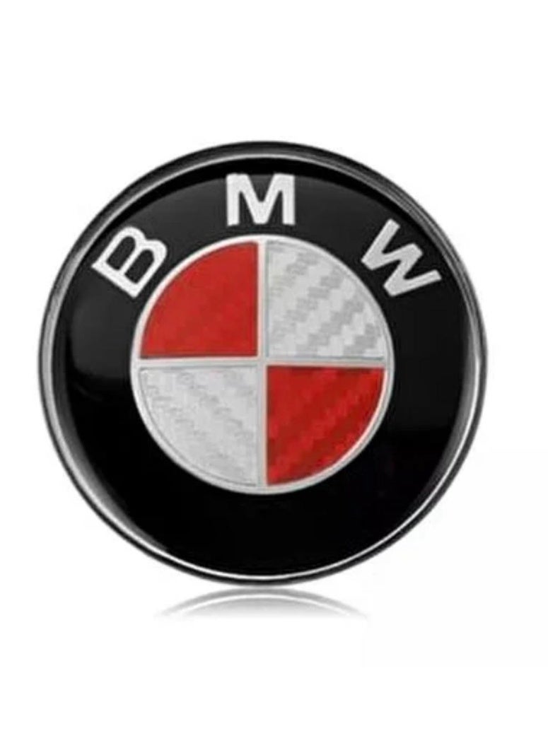 بي إم دبليو علامة شعار أمامي من قطعة واحدة من بي إم دبليو 82 مم - ابيض وأحمر كاربون فايبر - Image 1